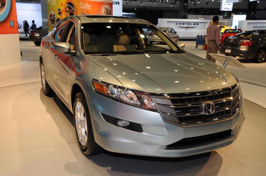  Honda Accord Crosstour 2010 года  (фото 14 из 260)